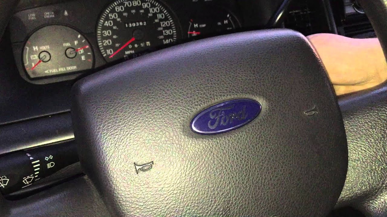 2005-2011 Ford Crown Victoria Air Bag Removal