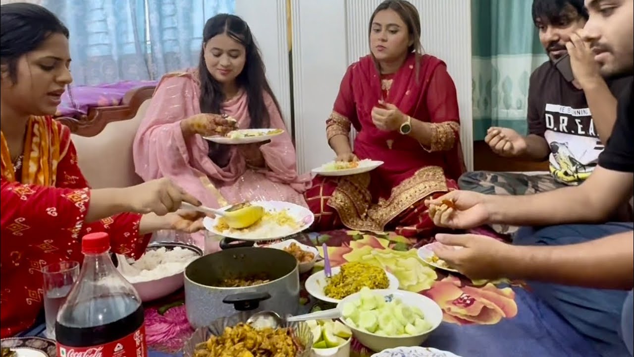 আমার নতুন ফ্লাটে মেহমানদের মেঝেতে বসে খেতে হলো🥺