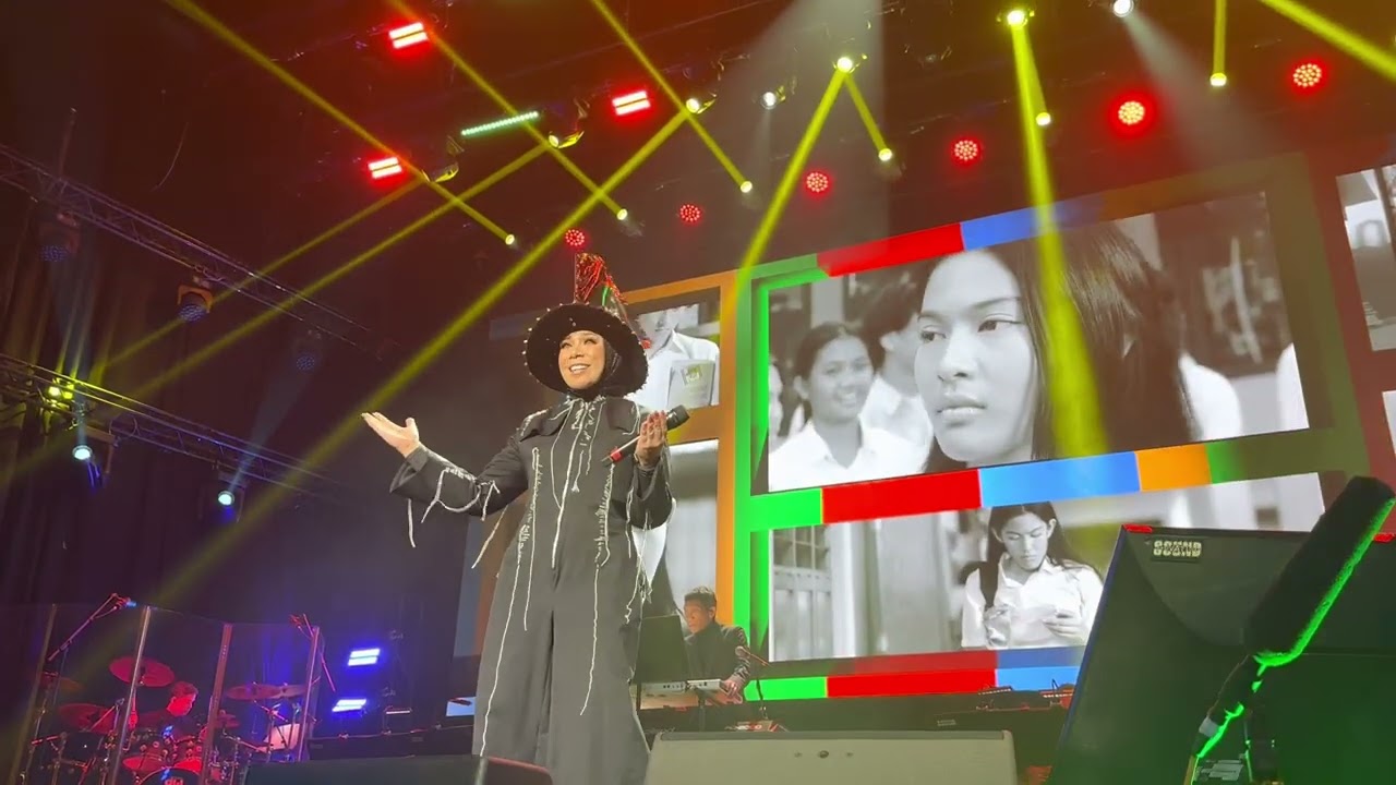 Melly Goeslaw - Ada Apa Dengan Cinta & Ratusan Purnama (Ada Apa Dengan Melly Live in KL) - Day 2