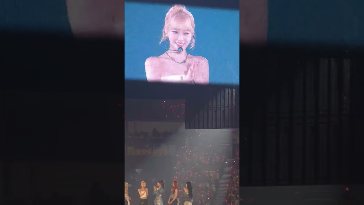소녀여 신화가 되어라! 성덕이 된 #채원  #르세라핌 20240309 아이유 월드투어  서울콘 셀레브리티 레전드 라이브 #아이유 #iu #아이유콘서트 #유애나 #lesserafim