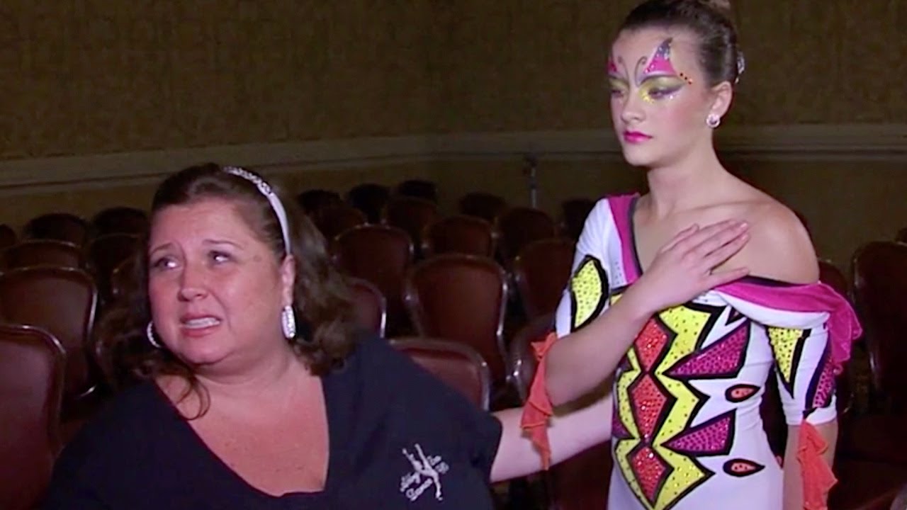 Dance Moms-BROOKE'S SHOULDER POPS OUT DURING HER SOLO, 