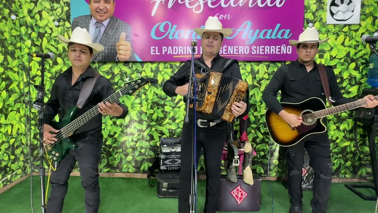 Los Exuberantes de la Sierra con Otoniel Ayala
