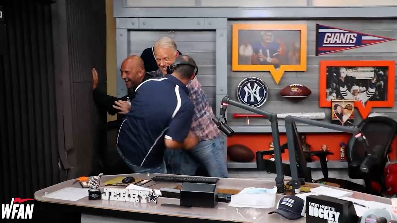 The Dunkin Donuts Black Card | Boomer & Gio