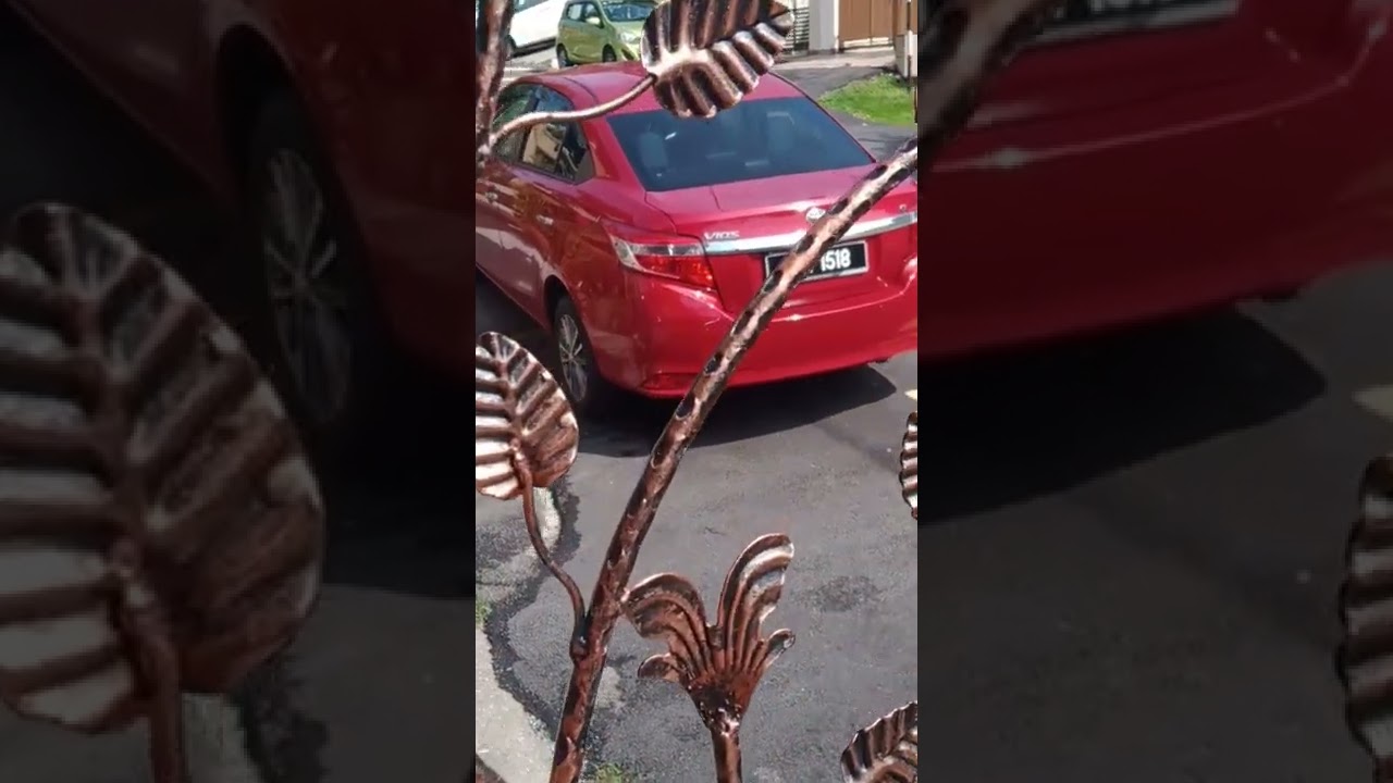 cat pagar wrought iron yg lusuh