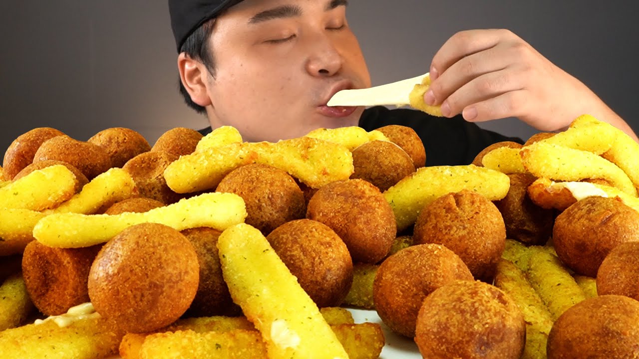쭉~ 늘어나는 치즈스틱, 치즈볼 먹방~!! 리얼사운드  social eating Mukbang(Eating Show)