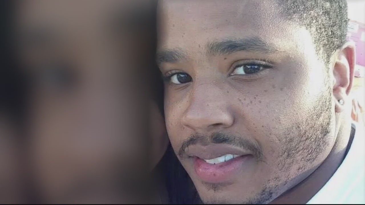 Security guard killed at Detroit clinic; police still looking for shooter