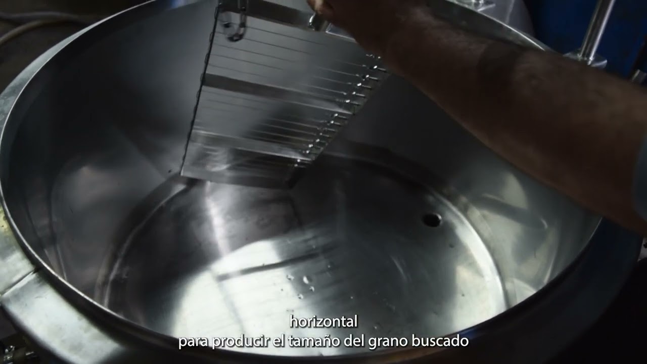 Omega Solari S.A.: Tina Quesera Desueradora Integral de 200 Litros