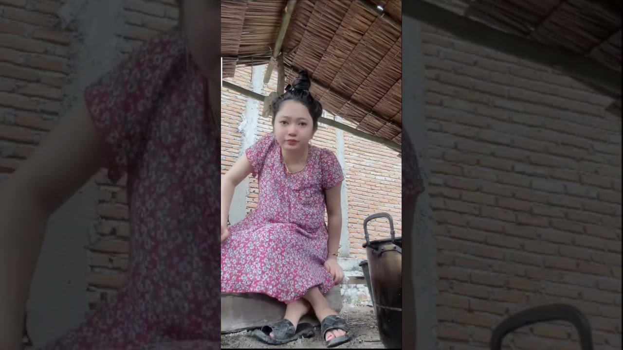 bunda el lagi masak nampak indah trowongan nya hitam lebat bund🥰😚🤭