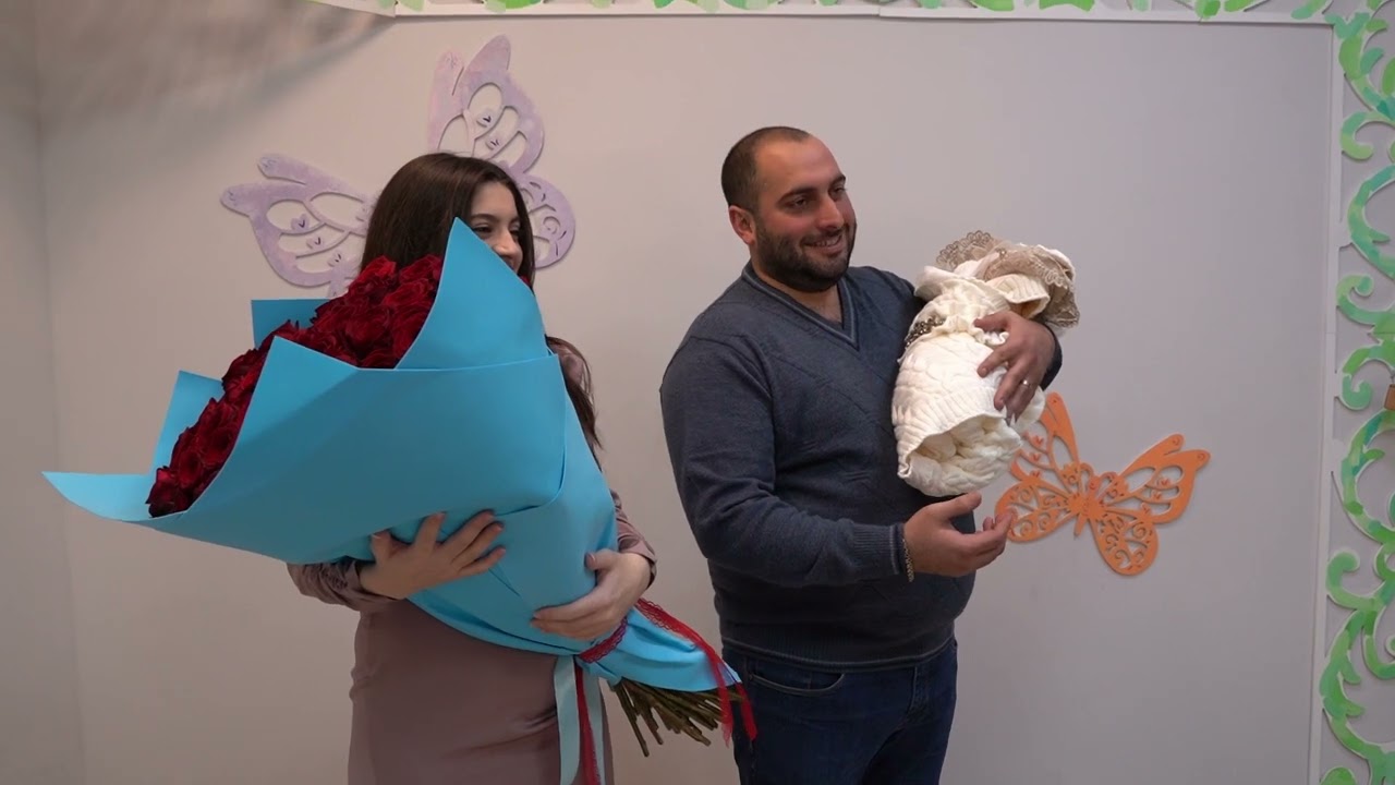 Выписка из Роддома Валерия и Григория