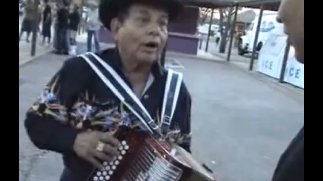 ② Mingo Saldivar ACCORDION SOUNDS OF TEXAS Los sonidos de acordeón de Tejas Mario Barajas