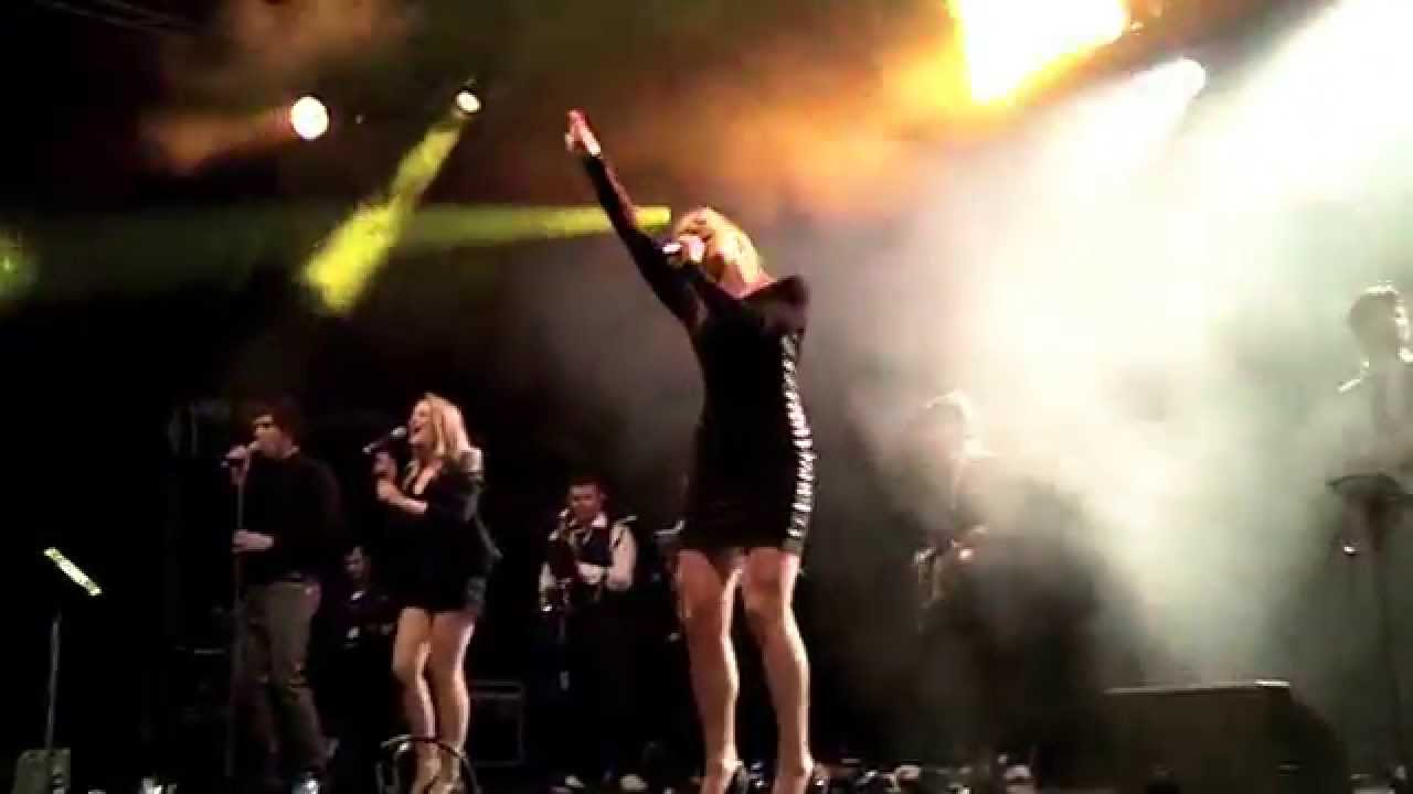 Act on Demand - Locked out of heaven (LIVE) - Koningsdag Parade Den Bosch