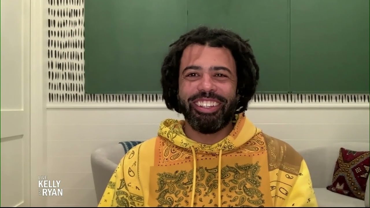 Daveed Diggs Still Hasn’t Watched “Hamilton”