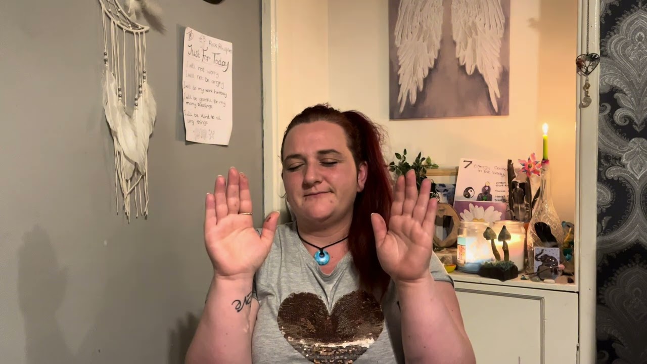 ✨Reiki Healing with the Divine Feminine Energy 👸🏽🌙✨ #divinefeminines #reiki #reikihealing #explore