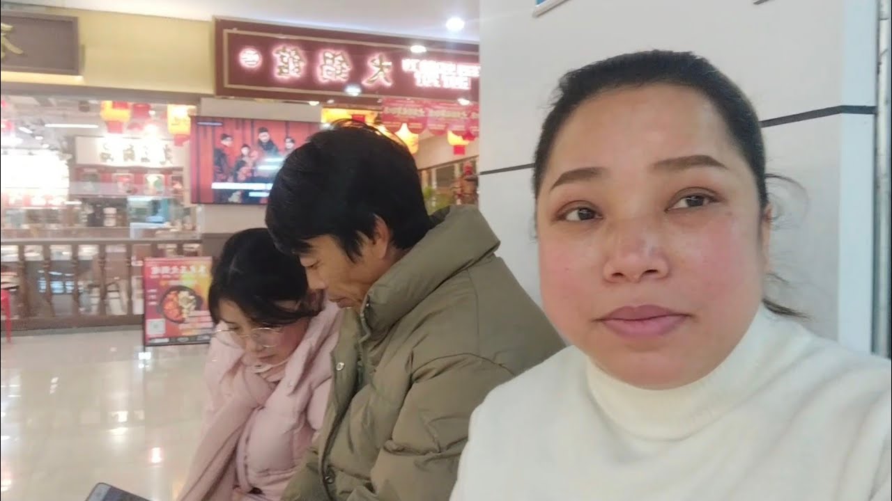 Ba Nhù Nhù Đi Làm Về Trâm Đi Khám Sức Khỏe Định Kì Hàng Năm.