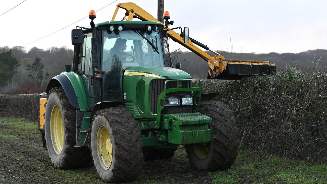 Hedge Cutting with John Deere 6920S and McConnel