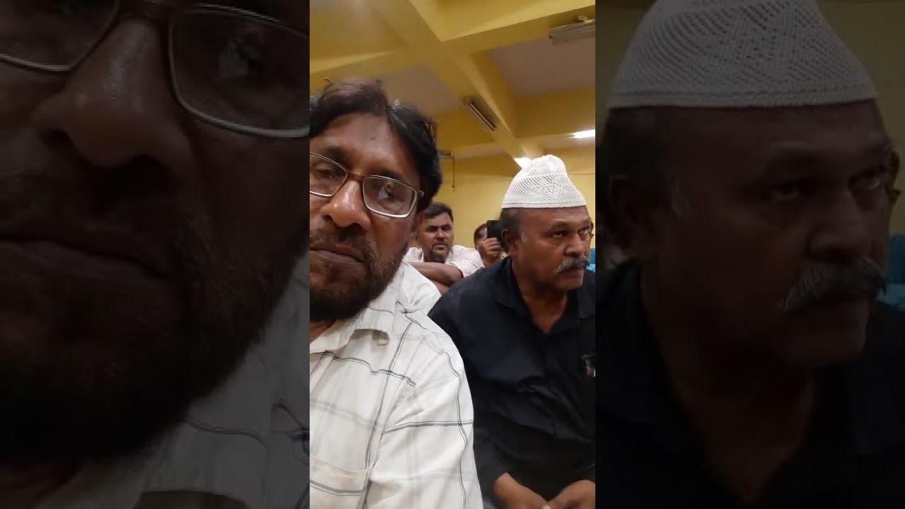 Mushtaque Ahsan reciting his ghazal at Teka, Nagpur Mushaira.