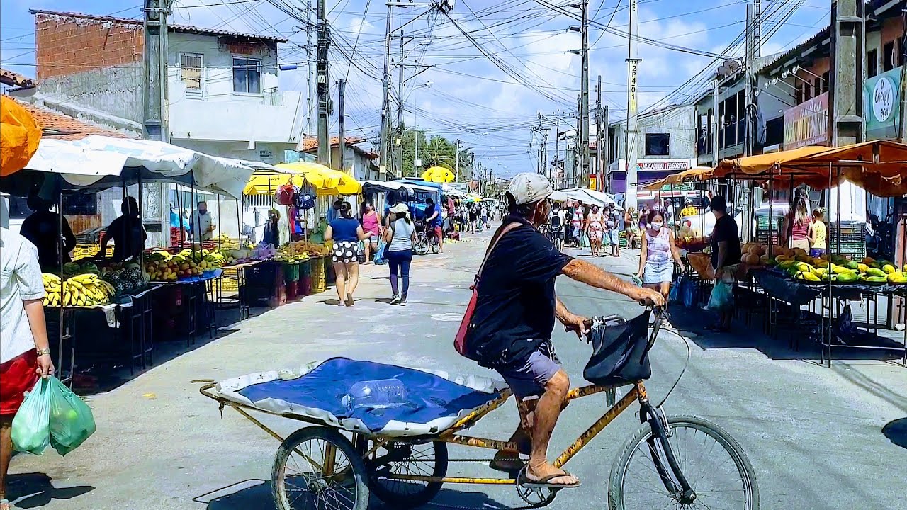 COMO É DIA DE FEIRA NO BAIRRO TANCREDO NEVES. FORTALEZA-CE 🇧🇷 EP-205/21