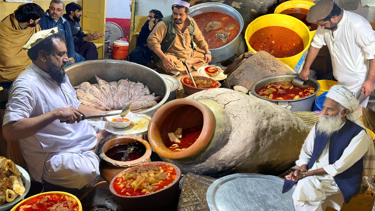 Early MORNING Pakistani Desi BREAKFAST - Sher Muhammad SIRI PAYE Recipe - Slow Cooked Heads & Legs