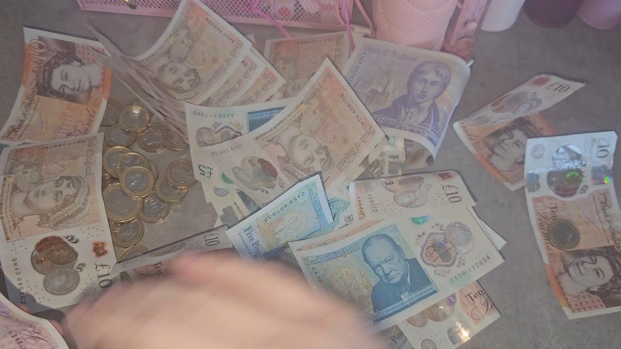 Lets Open My Tin!! I AM SHOCKED!!! Uk Cash Stuffing
