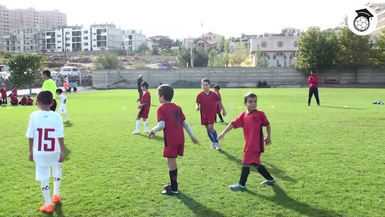 Ակադեմիա 16-1 - Փյունիկ 16-3