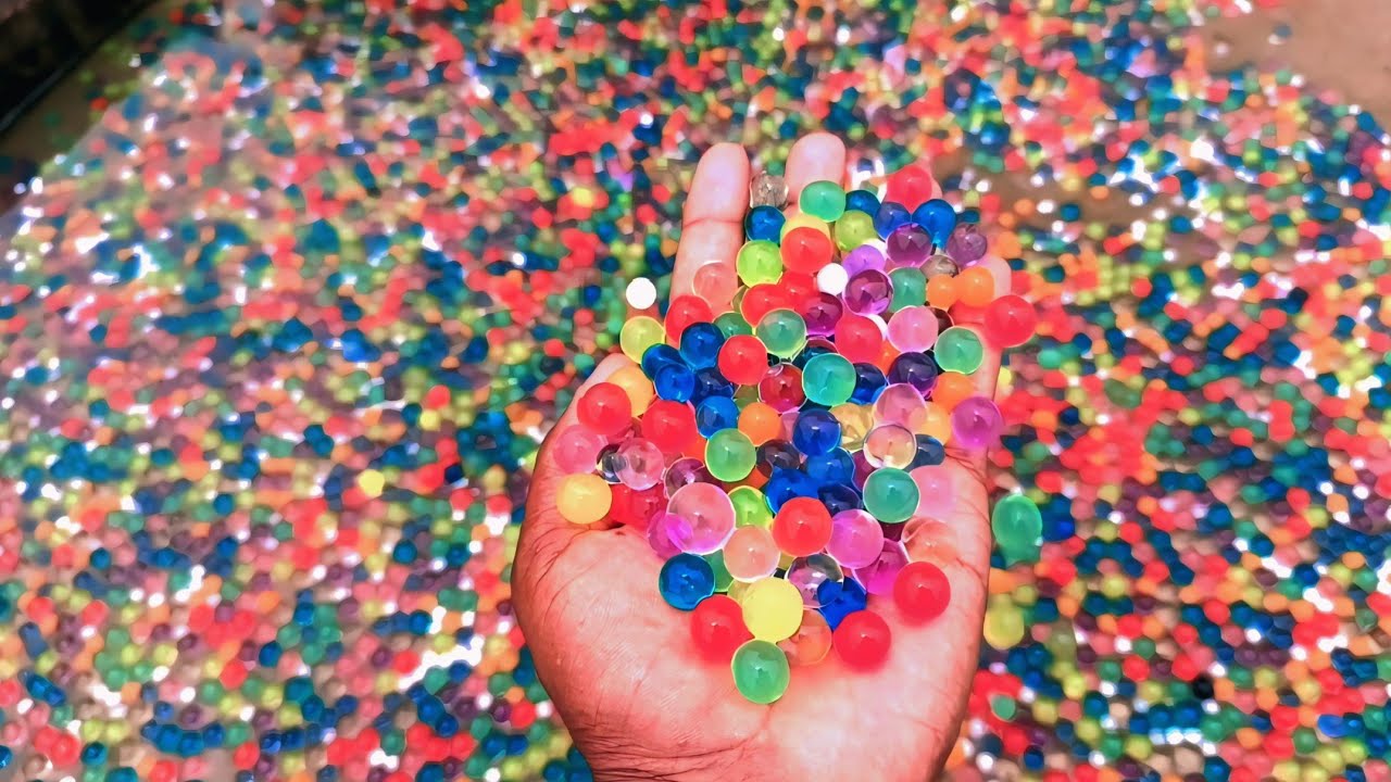 I put 100000 orbeez ball in my ceiling | ओरबीज़ बाल से पुरा छत भर गया? 