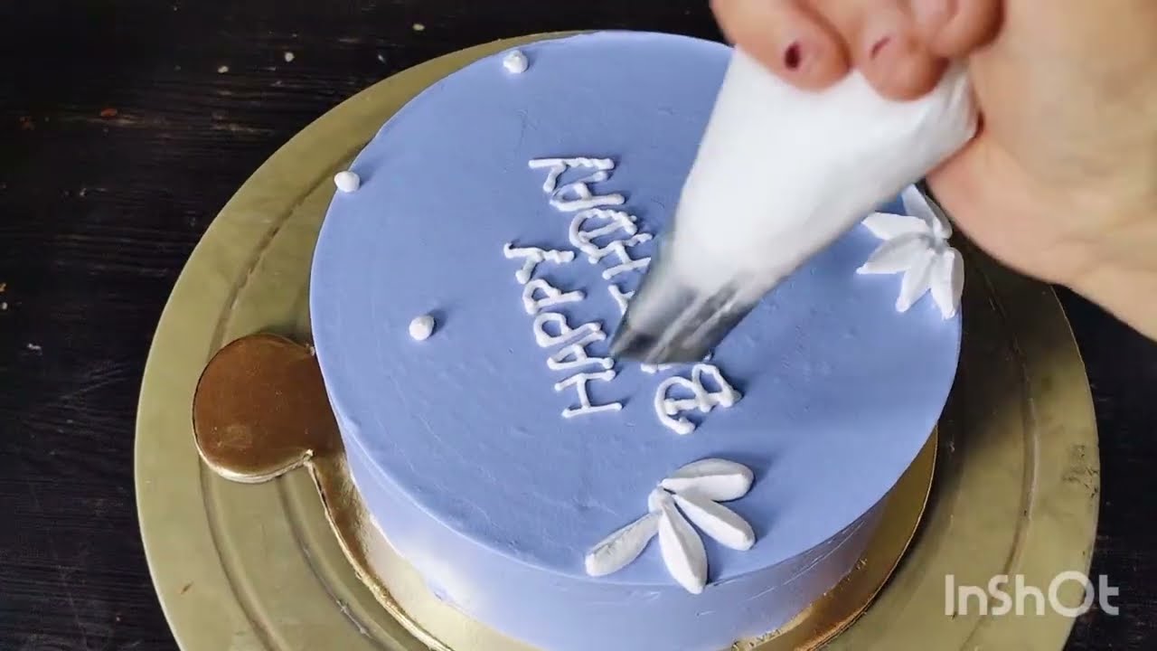 Beautiful eggless purple birthday cake decoration idea 💡| easy | #cakedecorating #birthdaycake