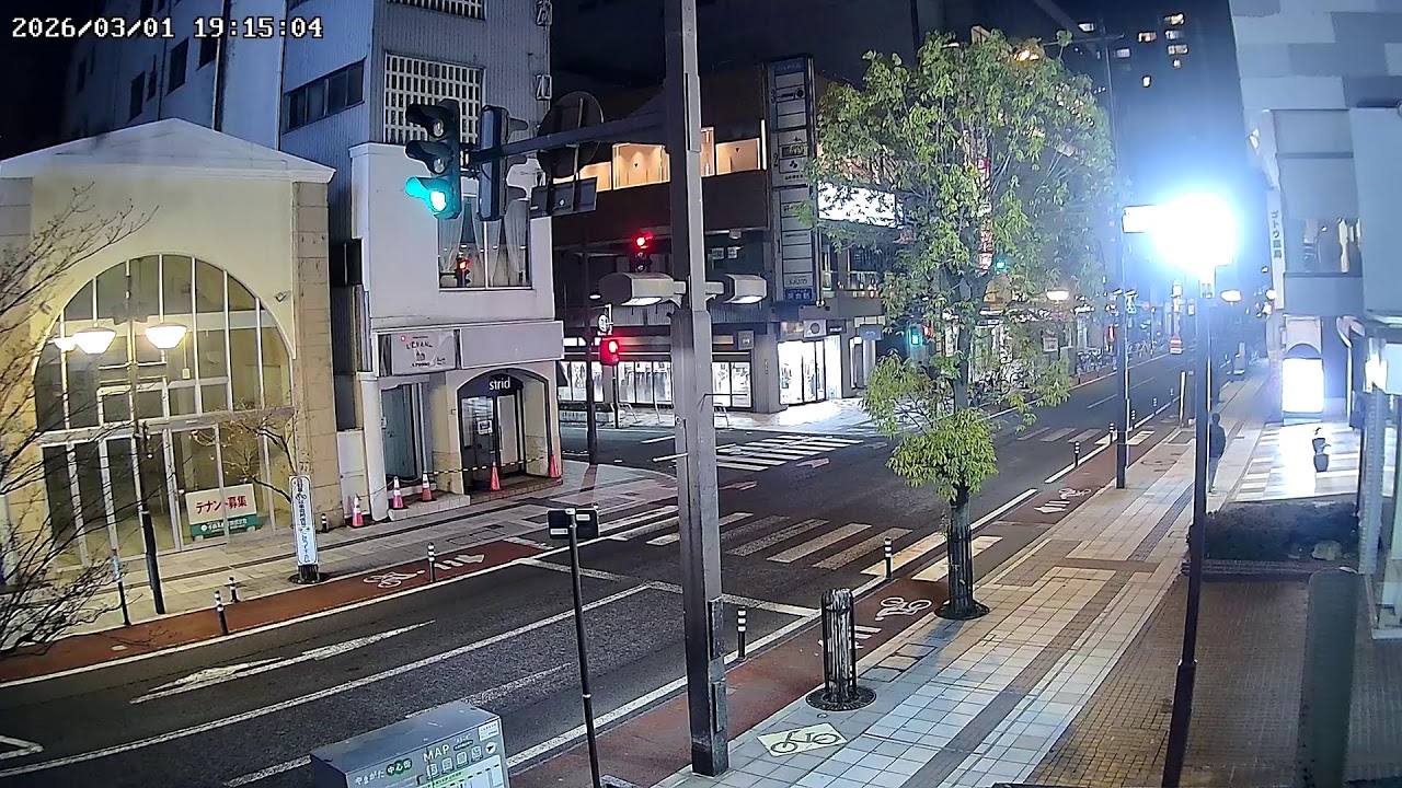 山形県山形市本町二丁目国道112号市役所方面ライブカメラ Yamagata Yamagatashi Live camera.world.cam