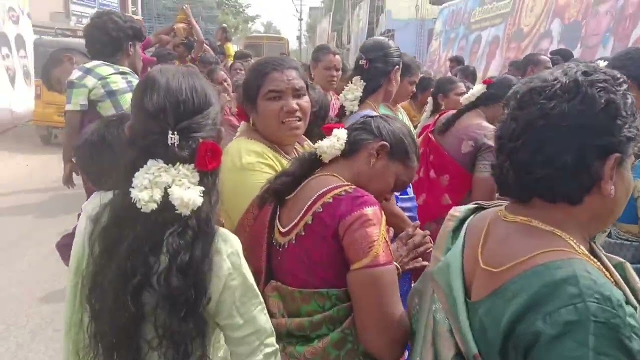 அருள்மிகு🙏 ஶ்ரீ உச்சினிமாகாளி🙏 அம்மன் கோயில் பால்குடம் , பூ தட்டு நடைபெற்று மேலபாளையம் குறிச்சி