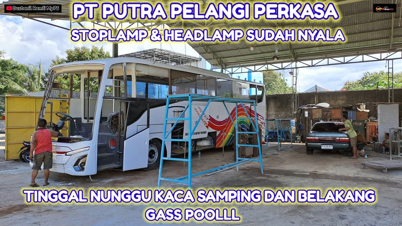 HEADLAMP DAN STOPLAMP JB 5 PT PUTRA  PELANGI SINGLE GLASS SUDAH NYALA ..!!! GASS POOL OM ROLAND
