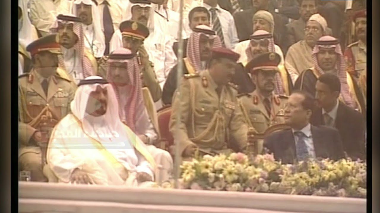 الأمير سلطان بن عبدالعزيز آل سعود ضيف كبير على مدينة المكلا واوبريت دروب الخير (الجزء الثاني)