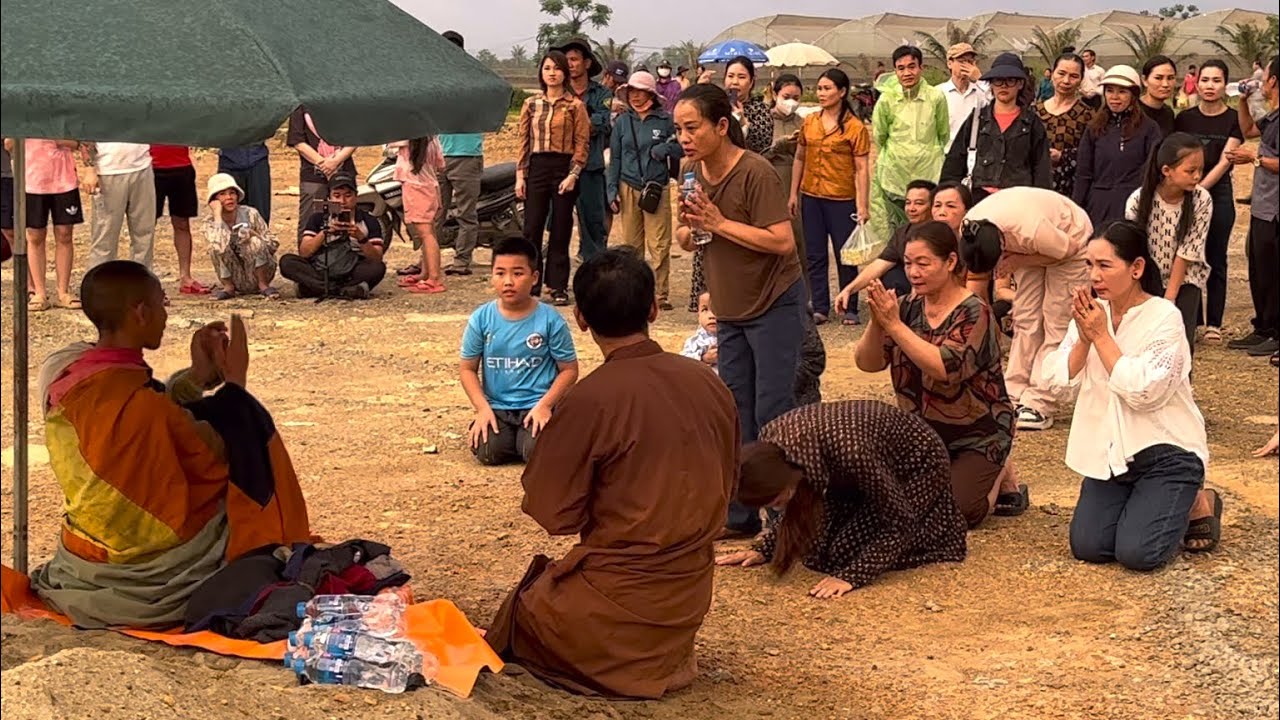 Lòng đau nhói : Mong sao trời đừng mưa để cho thầy Thích Minh Tuệ được ngủ ngon giấc