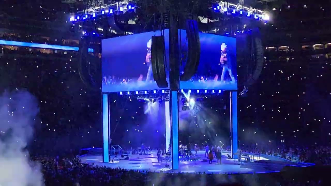 Garth Brooks at LSU 