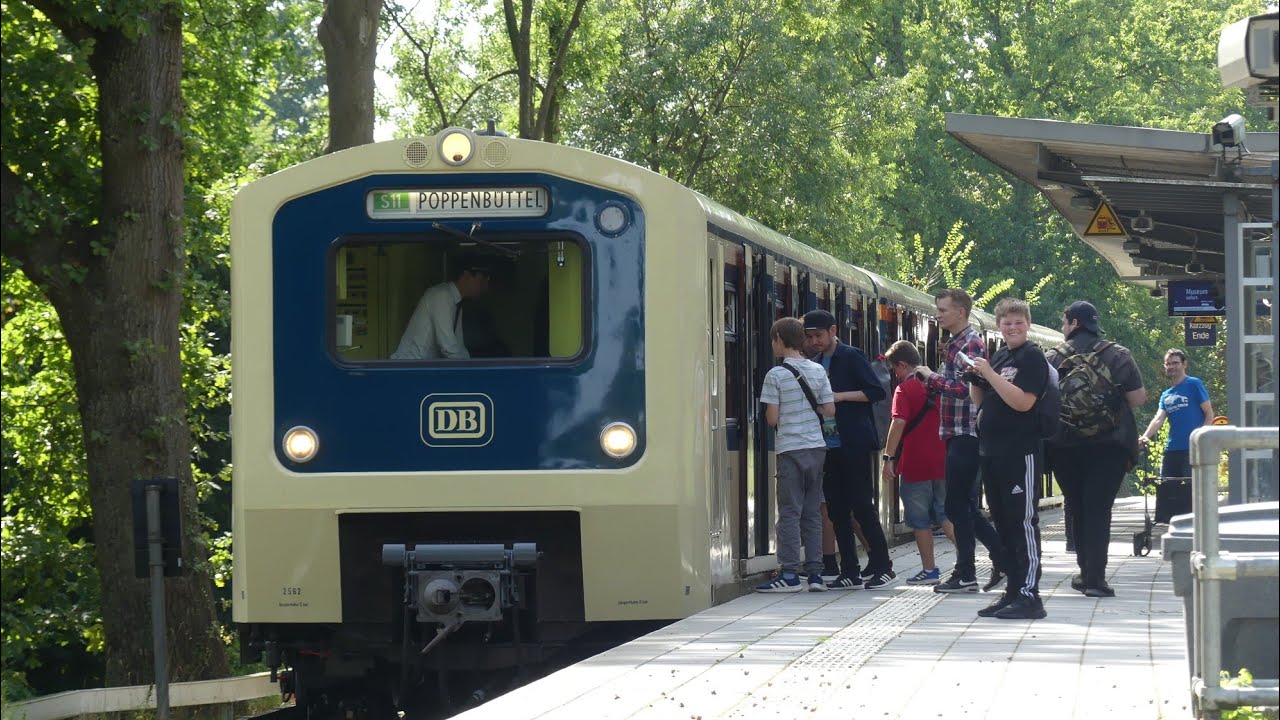 BR 472 062  Das jüngste Fahrzeug der Älteren. Historische S Bahn Hamburg