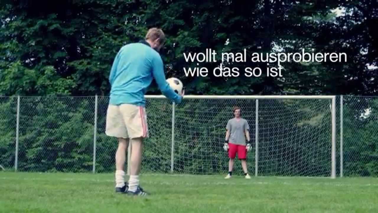 Sportfreunde Stiller - Wieder kein Hit (Lyric Video)
