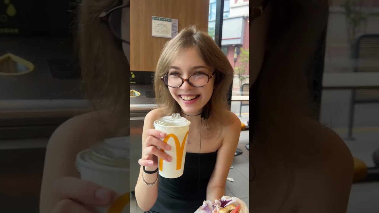 当小老外女友饿的时候，周边只有麦当劳……锐评三分钟