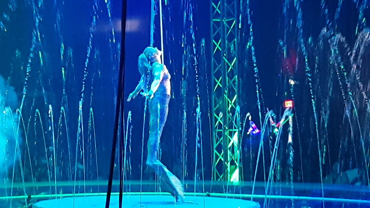Mermaid acrobat at the Cirque Italia show
