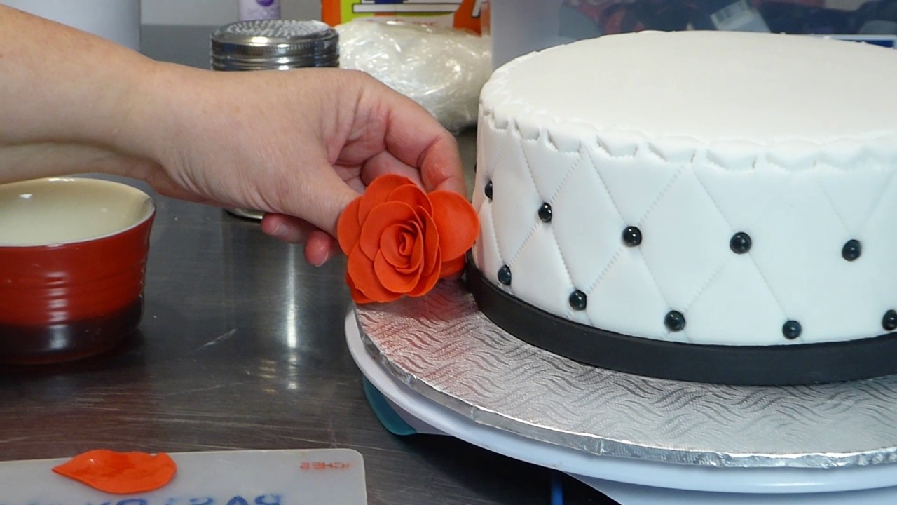 TUTORIEL gâteau Louboutin