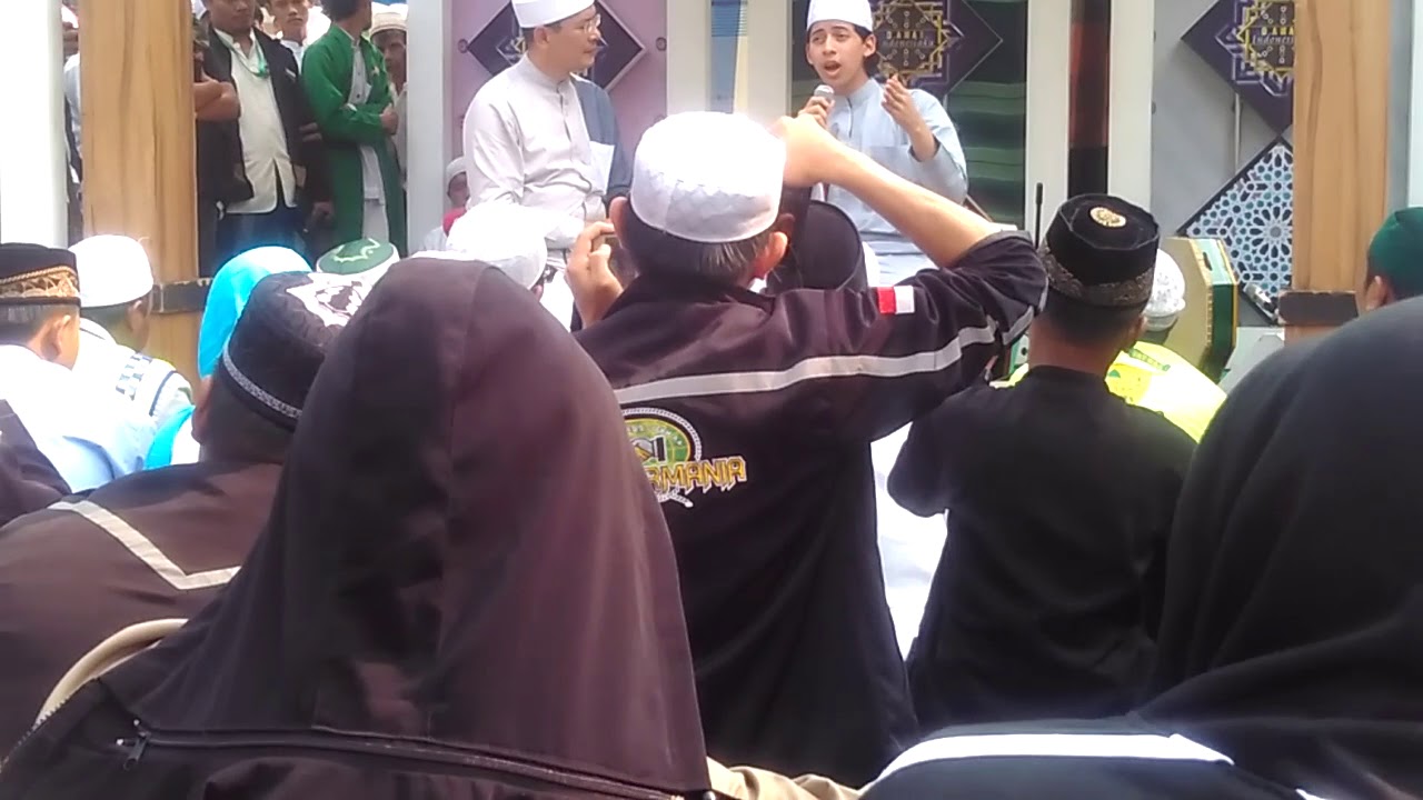 Begitu uniknya alm habib munzir mendidik anaknya