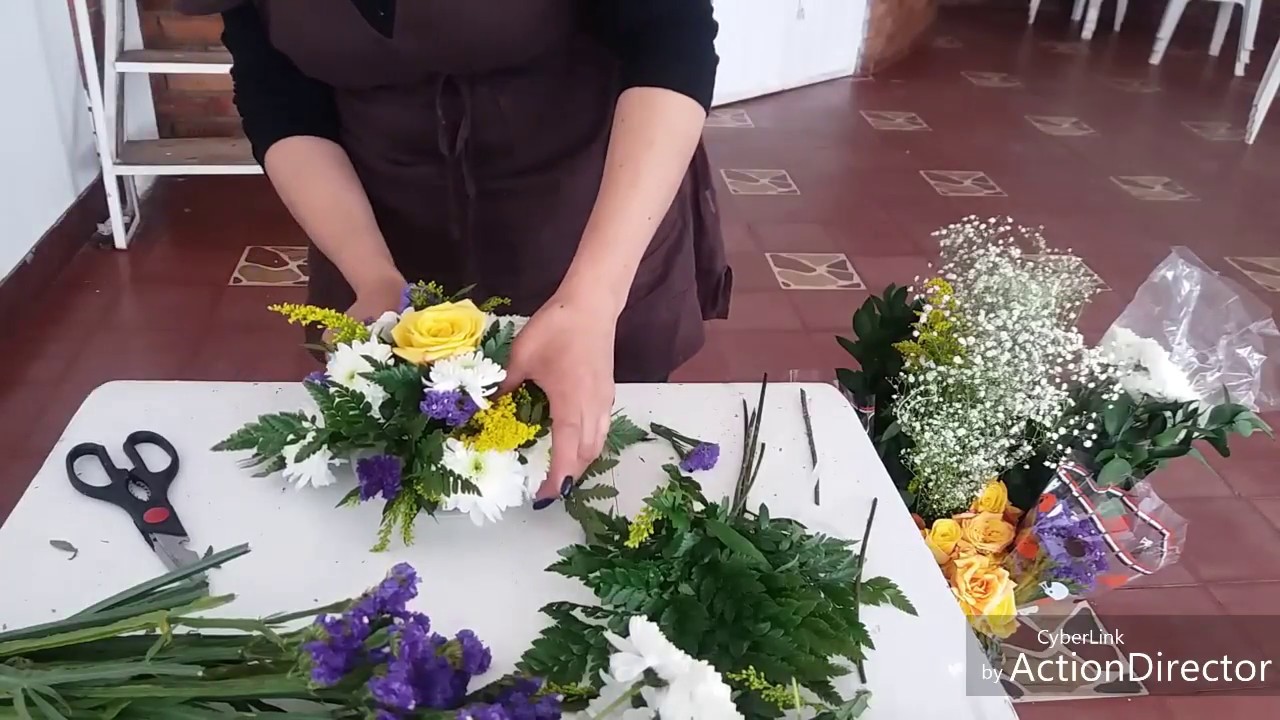 CENTRO DE MESA EN FLORES NATURALES.... BODA