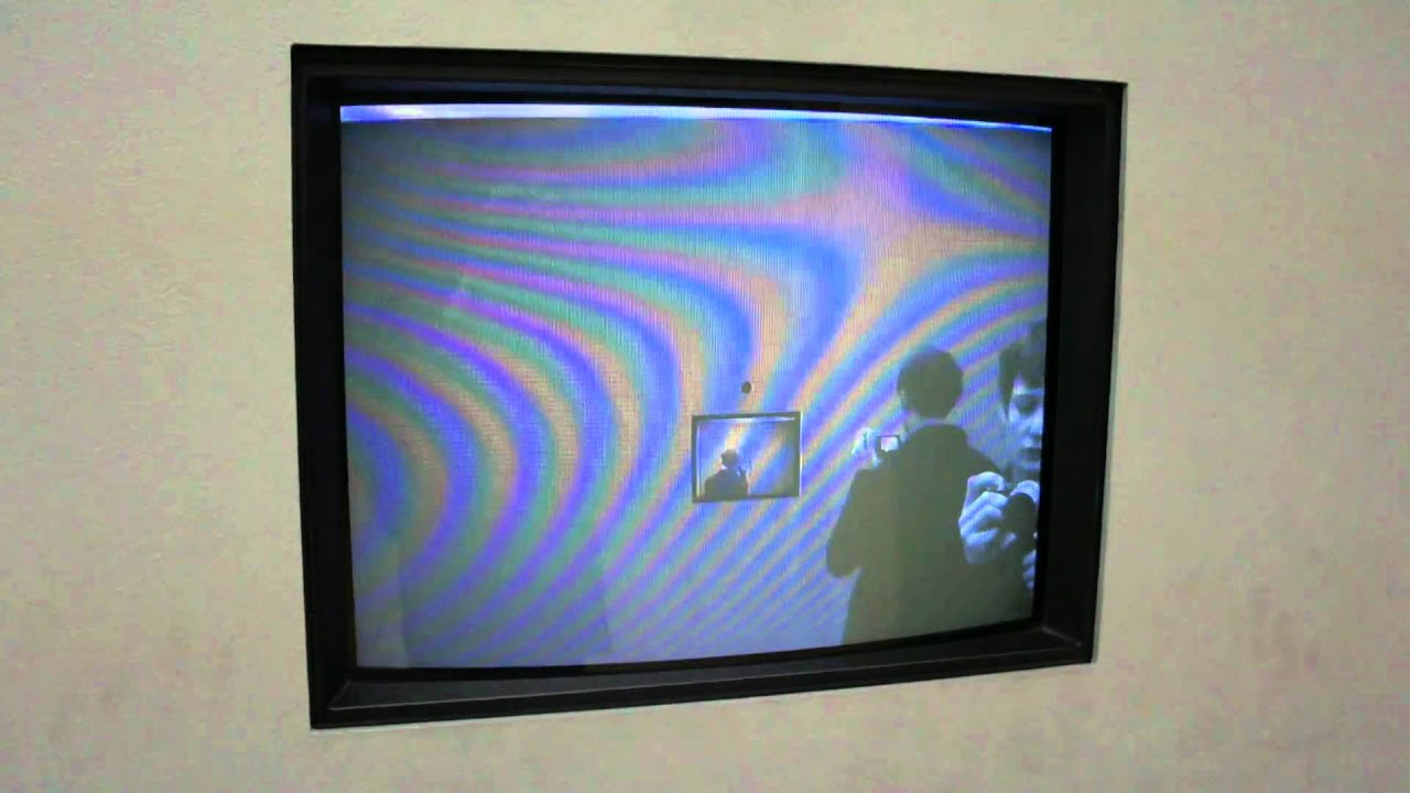 Dan Graham's Present Continuous Past 1974