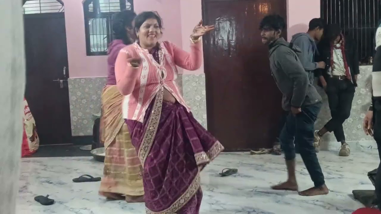 तू तो नागिन सी लुगाई