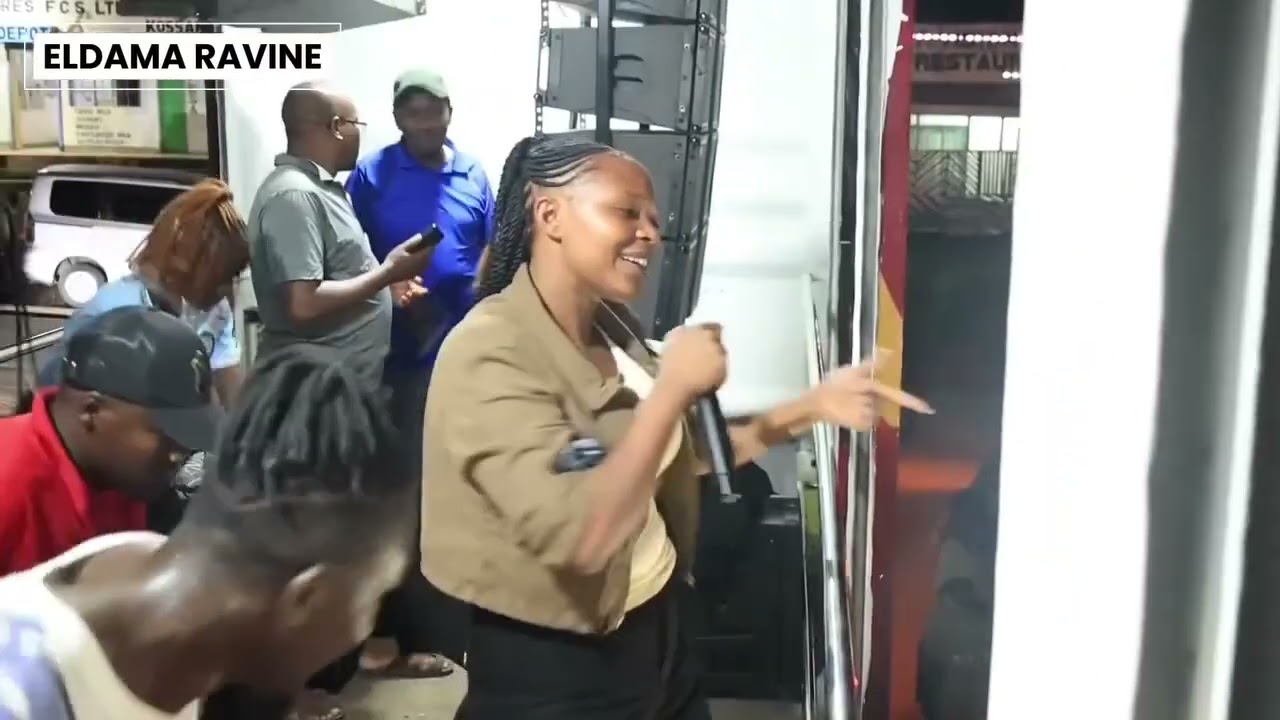 Light is on top after the big show TT dancers and Vicky brilliance. 