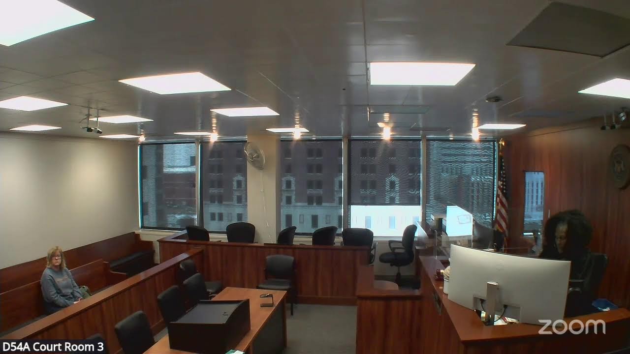 Зал судебных заседаний судьи Кристен Д. Симмонс – 54А, окружной суд, слушания по предъявлению обв...
