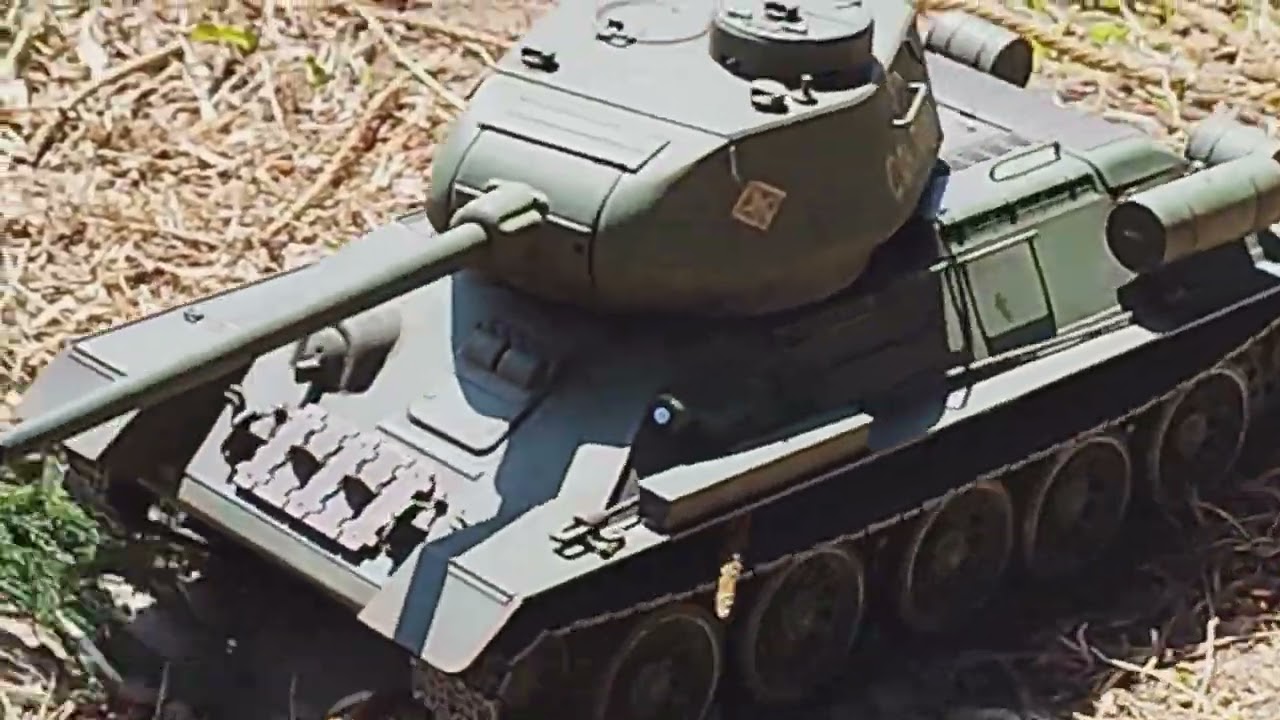 T34/85 and Crusader rc tanks