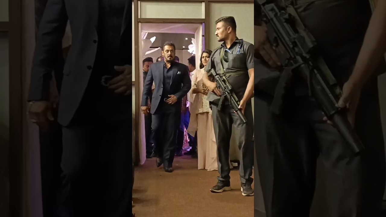 Salman Khan Dramatic Entrance at Karan Deol's Reception Heavy Security and Gunmen on Guard #shorts
