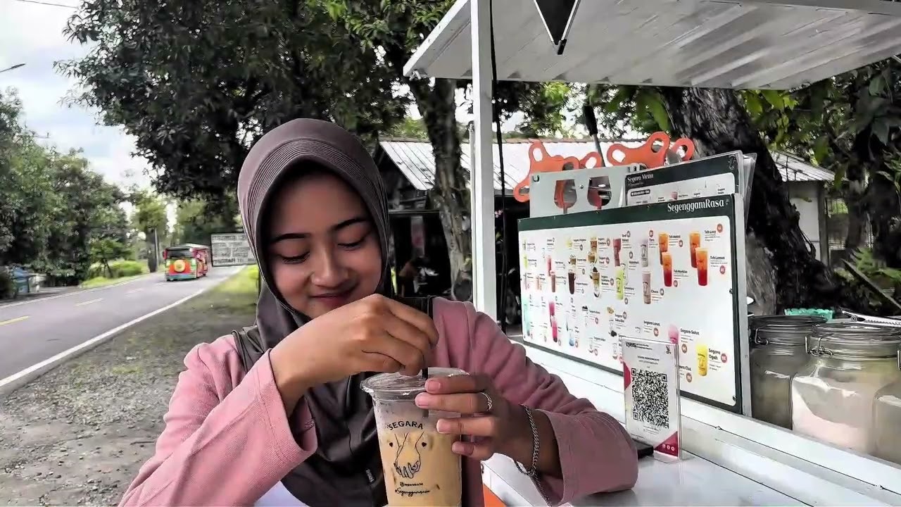 UJIAN KOMPETENSI KEAHLIAN DESAIN KOMUNIKASI VISUAL