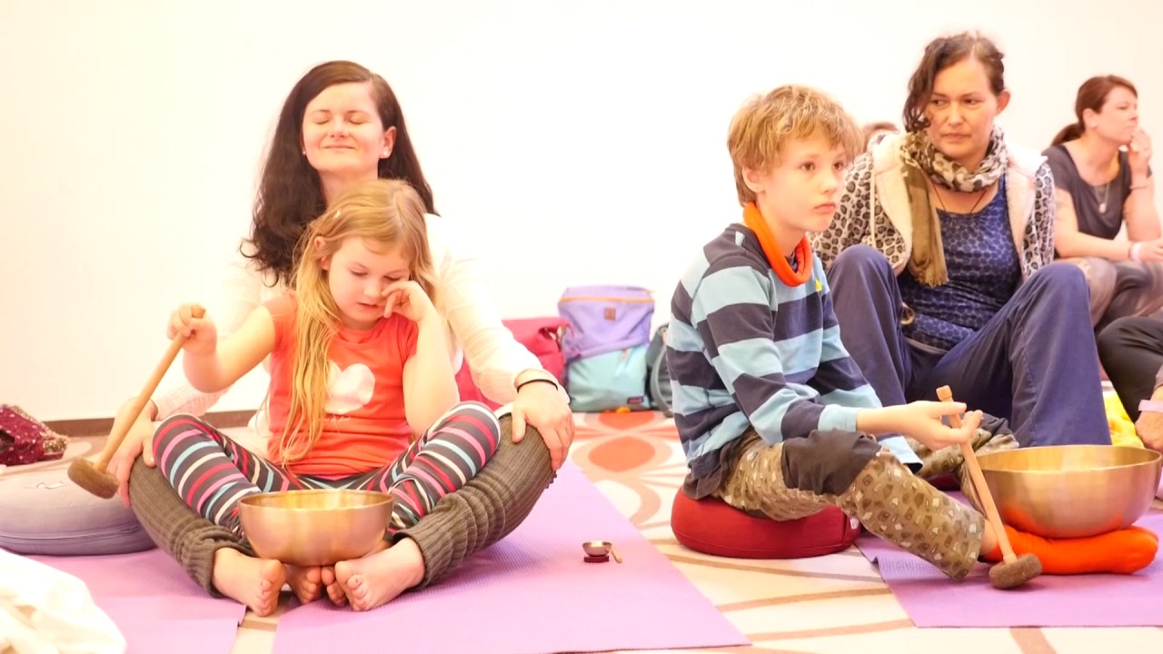 Emily Hess®-Klangyoga mit Kindern