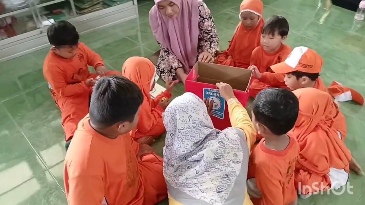 Orang  Tua Mengajar  