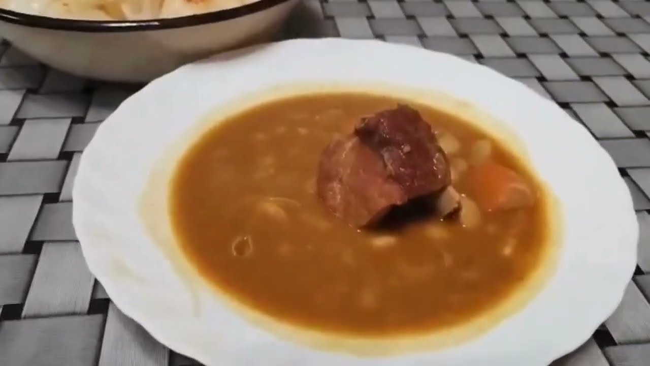 Ideja za idealan zimski rucak. Čorbast pasulj i salata od kiselog kupusa @Lepotemojezemlje-rz9tp