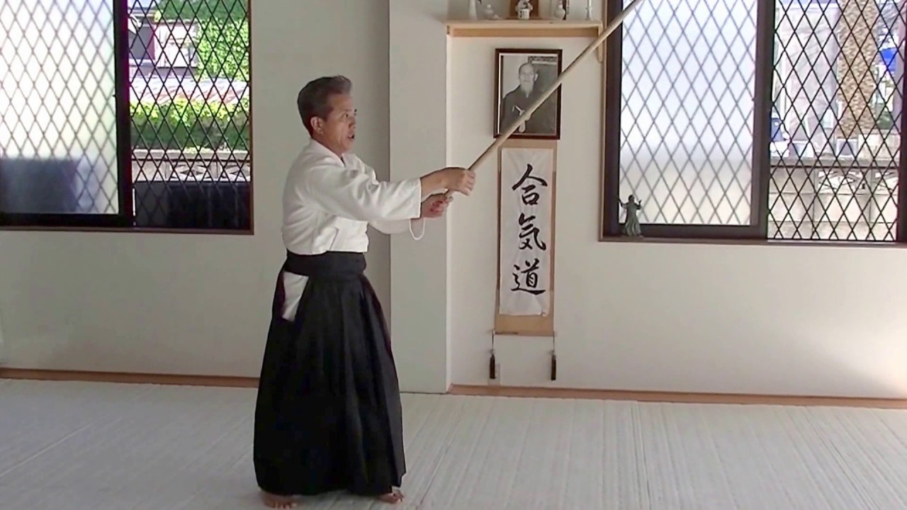 合気杖　３１の杖　素振り（横）　Aikido JO 31 no JO for training